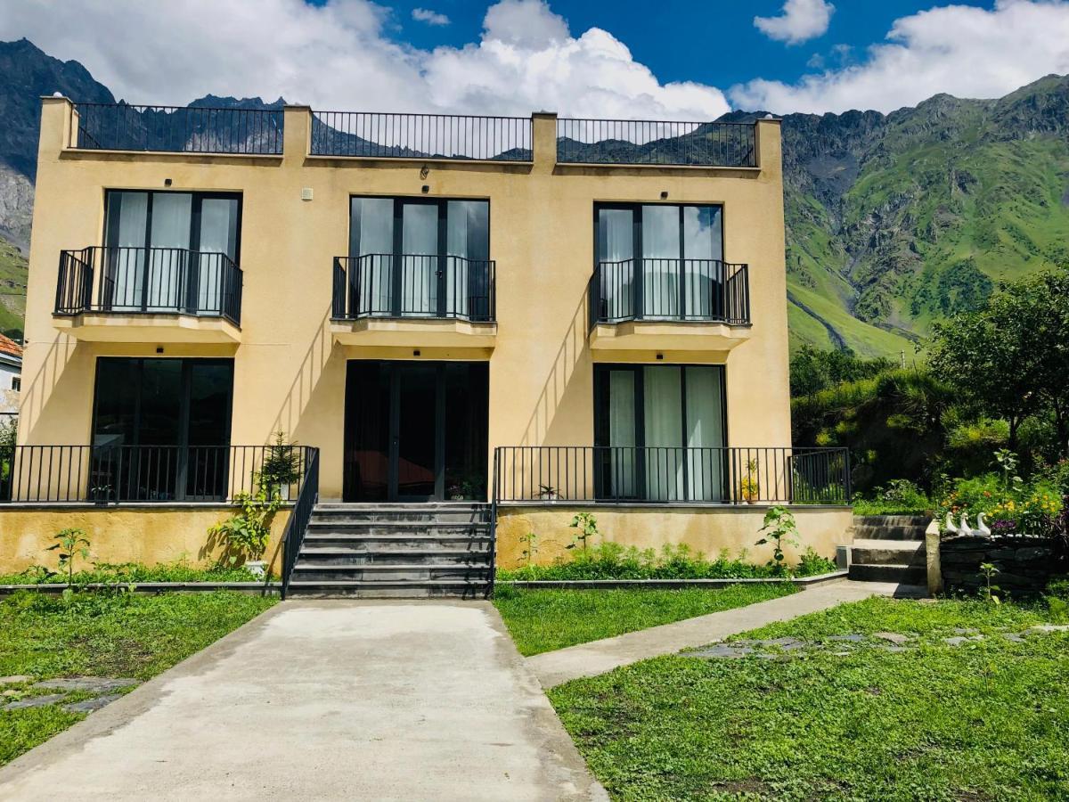 Hotel Horizon Kazbegi Esterno foto