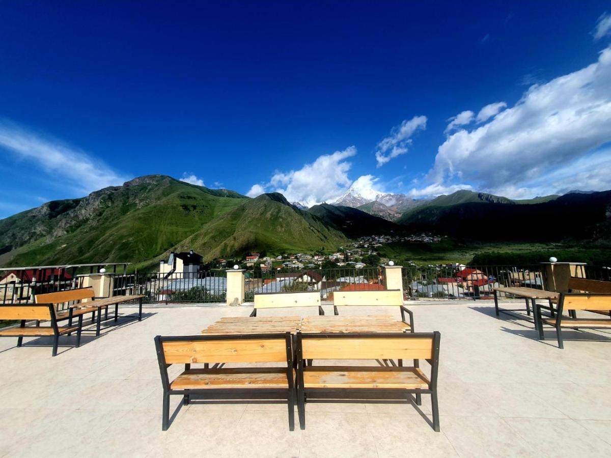 Hotel Horizon Kazbegi Esterno foto