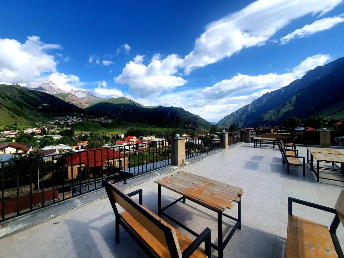 Hotel Horizon Kazbegi Esterno foto